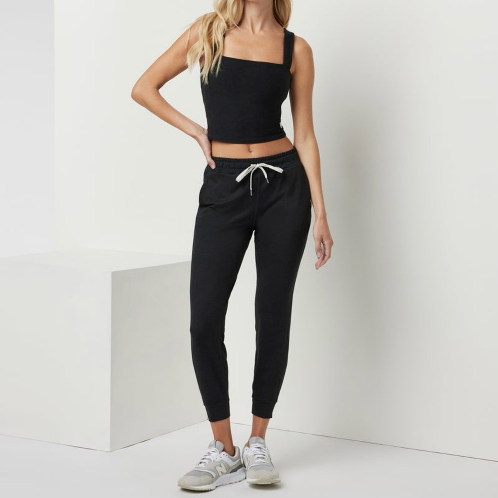 Vuori Performance Jogger